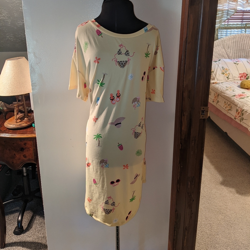 Secret treasures night shirt/cover up